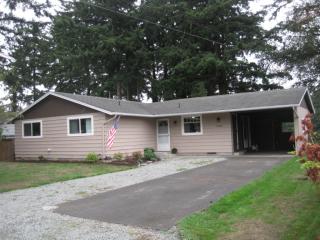 7380 Wiser Ln, Lynden, WA 98264-9458