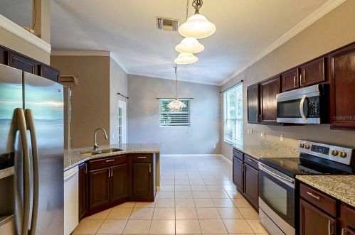 305 Englenook Dr, De Bary FL  32713-3241 exterior