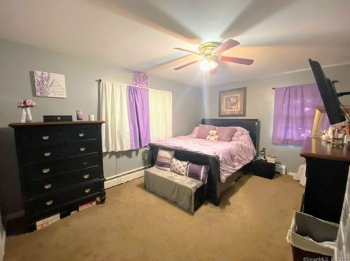 165 Juniper Ridge Dr, Waterbury CT  06708-1934 exterior