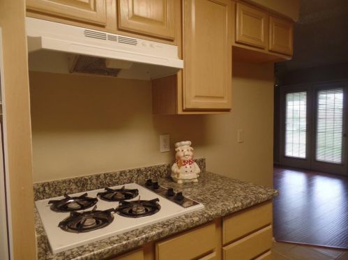 214 Island Dr, Richardson TX  75081-3624 exterior