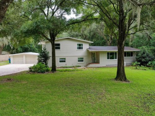 20 Virginia Ave, Deland, FL 32724-1314