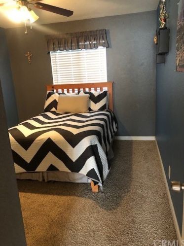 718 Idyllwild Ave, Rialto CA  92376-4816 exterior