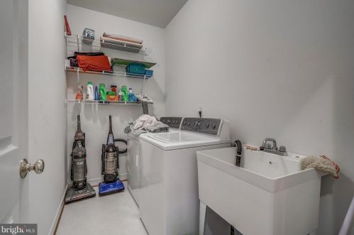 26605 Pennfields Dr, Madison Mills VA  22960-3669 exterior