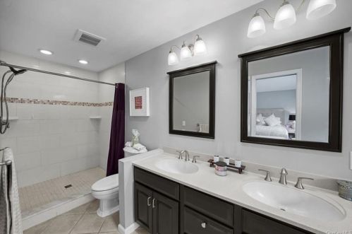 80 Friendly Rd, Mahopac NY  10541-1922 exterior