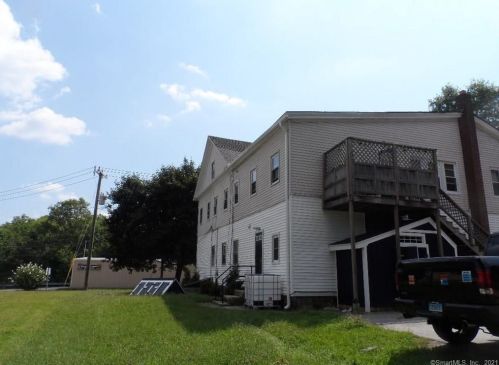 283 Main St, Moosup, CT 06354-1015