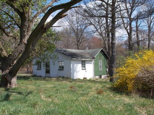 109 Isaac Ln, Renfrew, PA 16053-9227