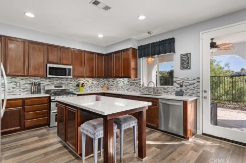 35535 Trevino Trl, Beaumont CA  92223-6203 exterior