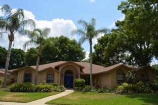 1403 Keene Lake Ct, Lutz, FL 33549-3800