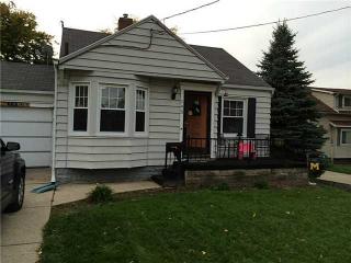 193 Windsor Dr, Rossford OH  43460-1140 exterior