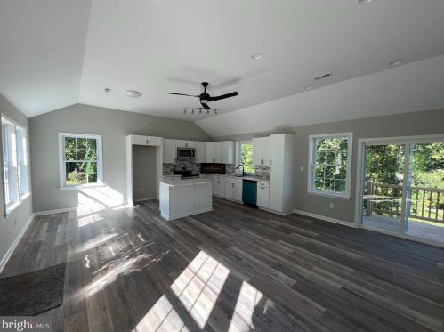 970 Gravel Pike, Collegeville PA  19473-2832 exterior