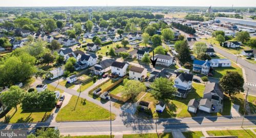 225 Commerce St, Harrington DE  19952-1017 exterior