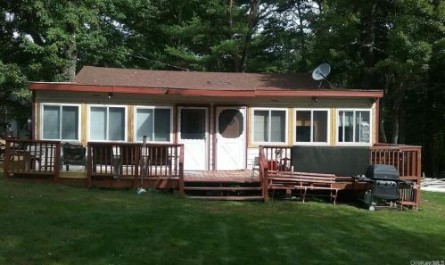 349 Cold Spring Rd, Monticello NY  12701-4201 exterior