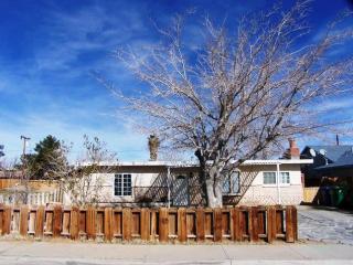 932 Boston Ave, Ridgecrest CA  93555-4802 exterior