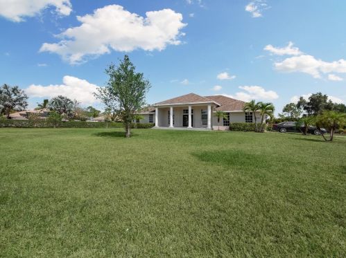 17431 Valencia Blvd, Town Of Loxahatchee Groves, FL 33470-2660