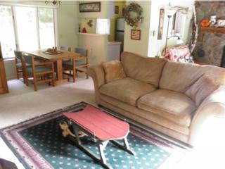 349 Robinson Rd, Warren, VT 05674-4439