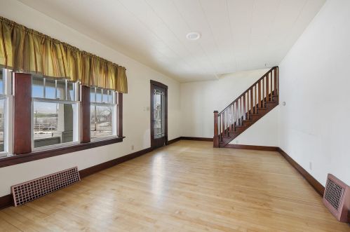2113 Western Ave, Manitowoc, WI 54220-4448