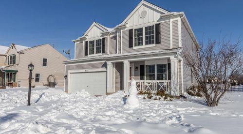 9116 65th St, Kenosha, WI 53142-7244
