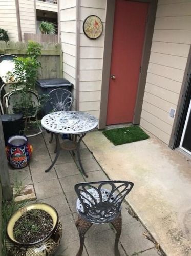 3220 69th St, Galveston TX 77551-2074 exterior