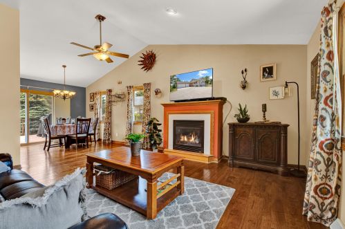 7535 Jills Ct, West Bend, WI 53090-8220