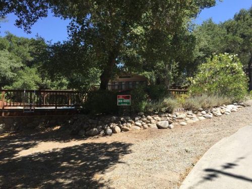 45352 Carmel Valley Rd, Greenfield, CA 93927-9757