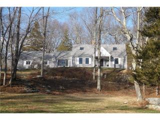 2 Hinckley Hill Rd, Norwich, CT 06365-8203
