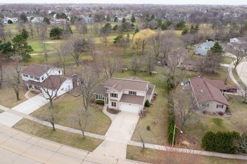 1325 Westhaven Dr, Oshkosh, WI 54904-8143