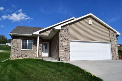 112 Mulberry Cir, Neola, IA 51559-3115