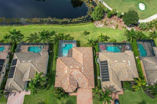 10083 Biscayne Bay Ln, Naples, FL 34120-3721