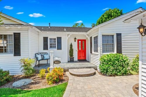 9653 Woolley St, Temple City, CA 91780-1444