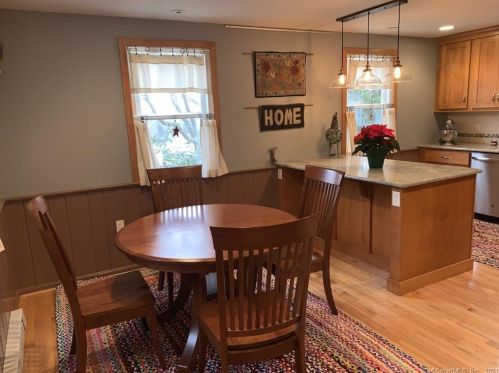 231 George St, Middletown CT 06457-6708 exterior