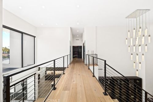 18852 Canyon Crest Dr, Orange CA 92861-2806 exterior