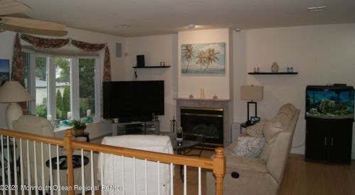 15 Van Ness Dr, Bricktown NJ  08723-5730 exterior