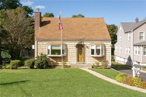 37 Winthrop Ave, Elmsford, NY 10523-3316