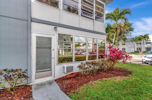 691 Burgundy O, Delray Beach FL  33484-4914 exterior