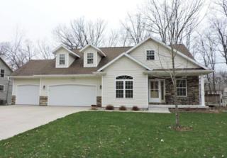 555 Woodland Cir, Waupaca, WI 54981-1091