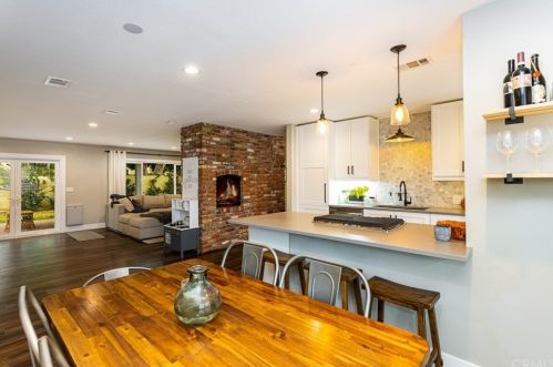 2429 Adams Ave, Orange CA  92867-6047 exterior