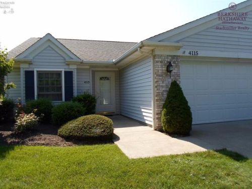 4115 Huntfield Dr, Sandusky, OH 44870-7051