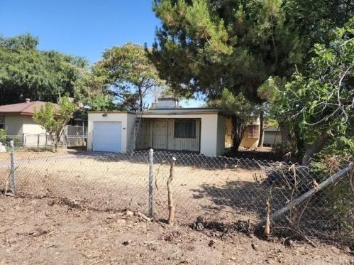424 8th St, Bakersfield, CA 93304-2316