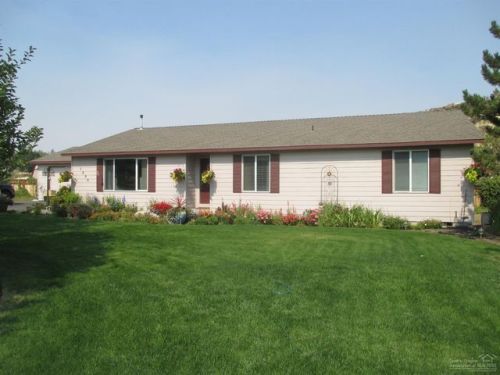 1890 Sagebrush Dr, Metolius, OR 97741-9359