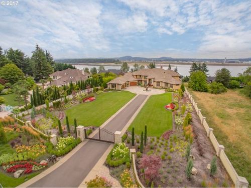 9507 Evergreen Hwy, Vancouver, WA 98664-2831
