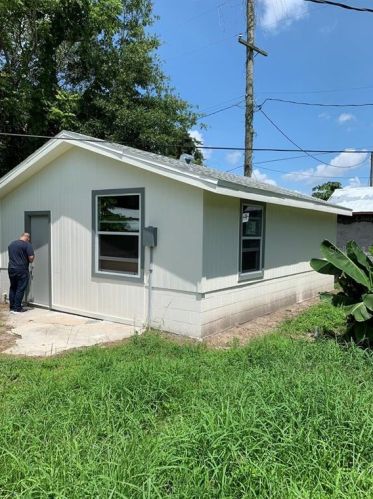 1423 18th St, Orlando, FL 32805-4409