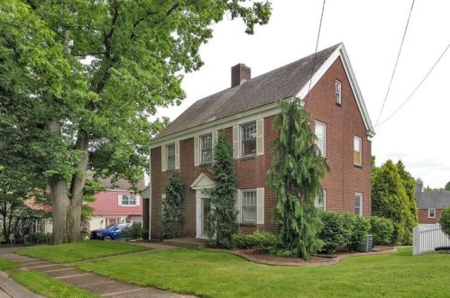 820 Catalpa St, New Kensington, PA 15068-5322