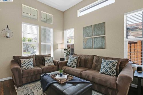 30 Matisse Ct, Oakley CA  94561-1777 exterior