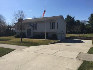 72 Ponderosa Dr, Colchester VT  05446-6723 exterior