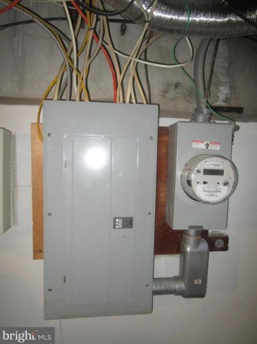 1502 Berks St, Philadelphia PA 19131-3215 exterior