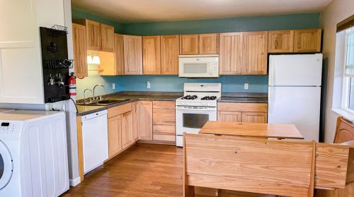 5881 Pleasant Grove Rd, Pleasant Grove, CA 95668-9701