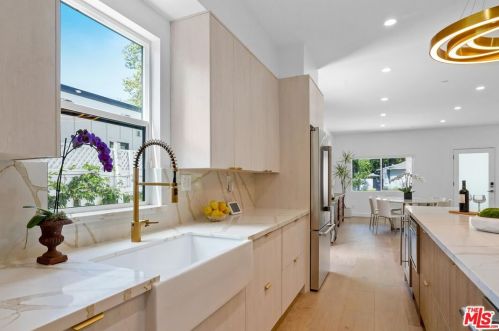 4552 Ethel Ave, North Hollywood CA  91605-4703 exterior