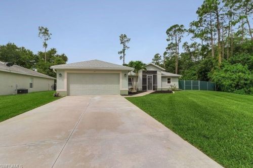 1919 Wilcox Ct, Lehigh Acres, FL 33972-1067