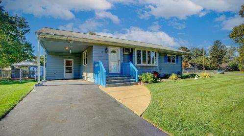 6 Richard Rd, East Brunswick, NJ 08816-3654