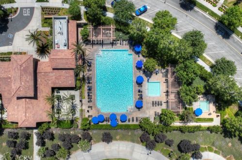 23860 Toscana Dr, Santa Clarita CA  91354-3015 exterior